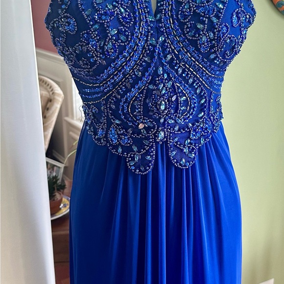 Beautiful dress Blue size.7 - Picture 3 of 9